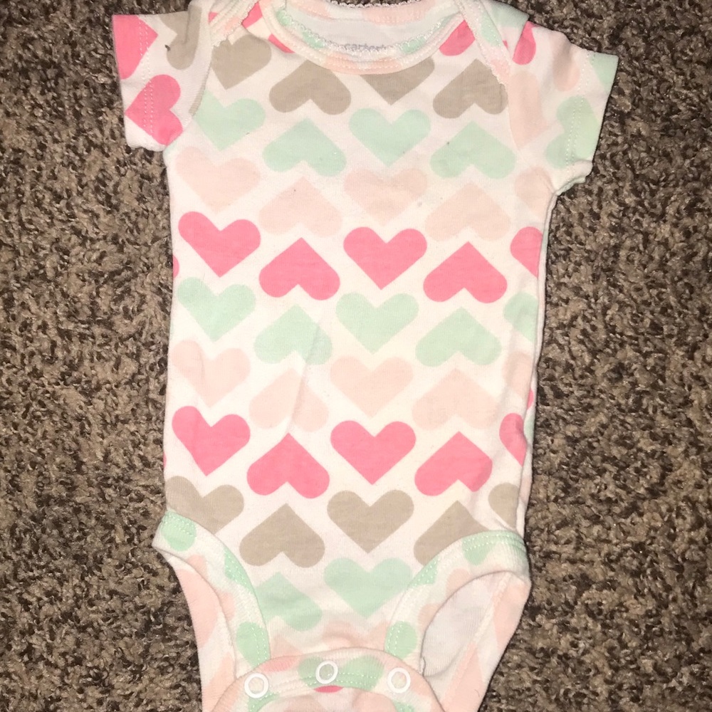 Newborn hearts onesie